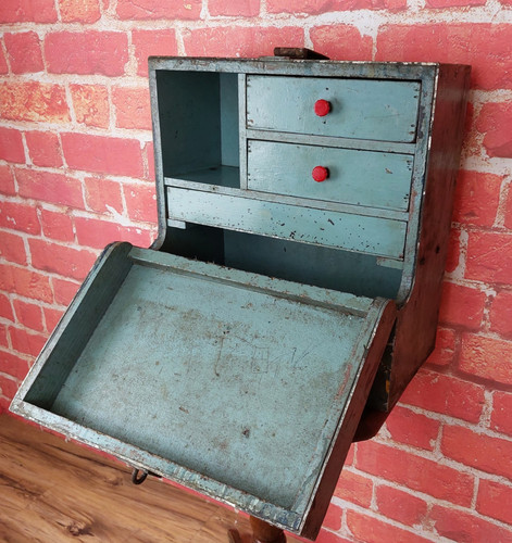 Vintage toolbox industrial - vintage,