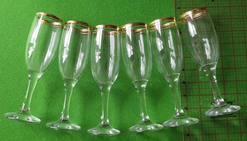 Six champagne wine glasses - champagne/wine,