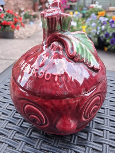 Vintage beetroot character - vintage,