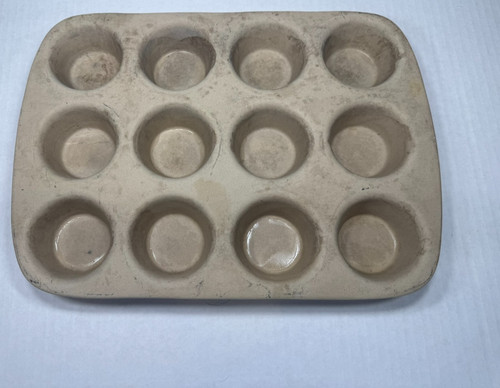 Pampered chef stoneware muffin - pampered,