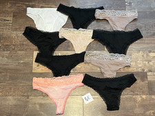 Ex-Famous Store Briefs -