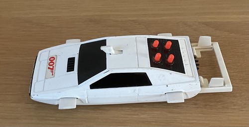 Corgi 269 james bond lotus - james,