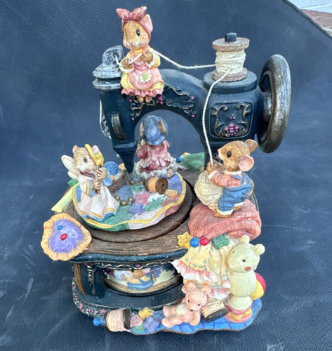 Sewing machine music - machine, with