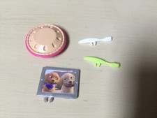 Barbie Dream House Accessories: Toothbrush x 2; Picture with pups; Pie / Cake