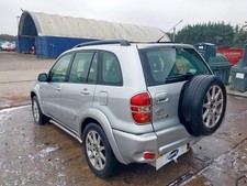 2000-2005 Toyota RAV4 Left