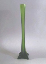 VINTAGE GREEN GLASS TRUMPET