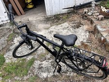 Volkswagen Performance Hybrid Trekking Bike In Black Great Condition