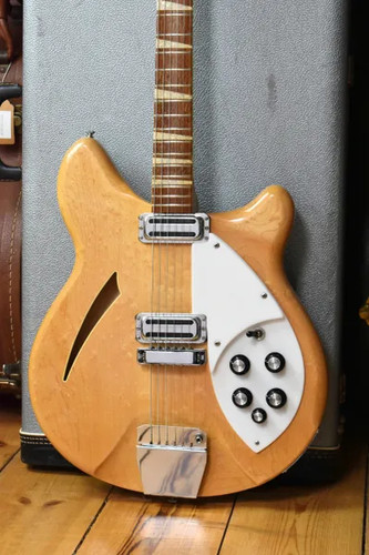 Near mint 1966 rickenbacker - near,