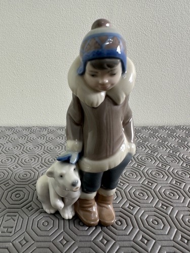 Lladro figurine 5238 eskimo - lladro, #5238