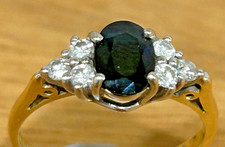 18ct gold Ceylon sapphire &
