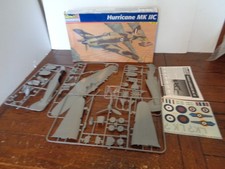 Revell-Monogram Revell Monogram  Hurricane Mk IIc Hawker 1/32 85-4667