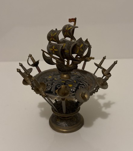 Toledo cocktail sticks stand
