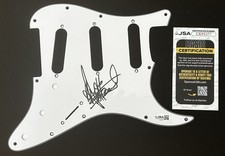 Nuno Bettencourt SIGNED Guitar