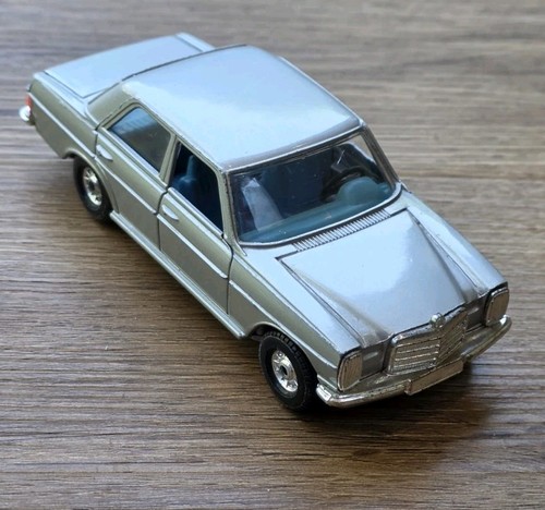 Corgi toys mercedes benz - 1:36, mercedes-benz