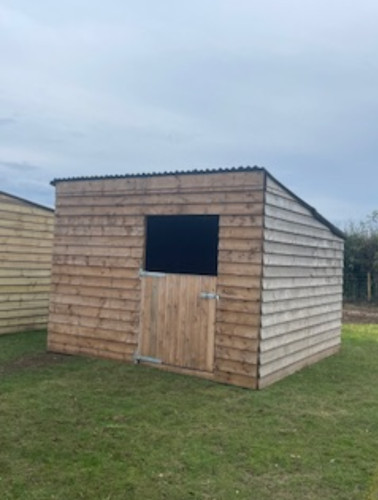 Heavy duty stable - 12,