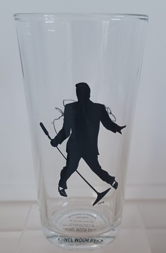 Elvis presley pint - presley,