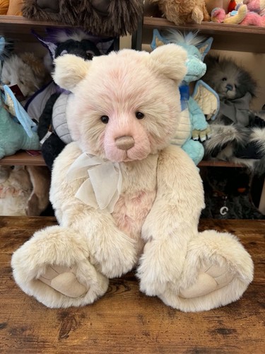 Charlie bear nikkita - bear,