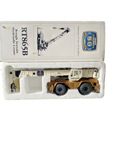 NZG GROVE WORLDWIDE - RT865B -