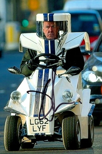 Jeremy clarkson hand signed - jeremy,