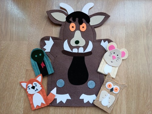 The gruffalo hand puppet set - the,