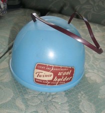 Vintage Retro 1950s/60s twin-co blue Plastic Wool Holder