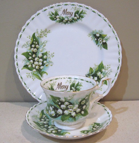 Vintage royal albert - vintage, "lily