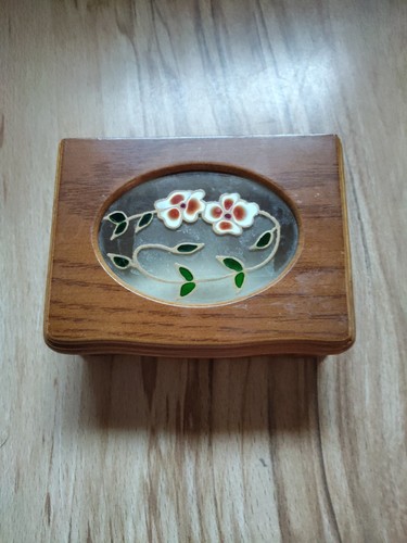 Small wooden jewellery - box, by