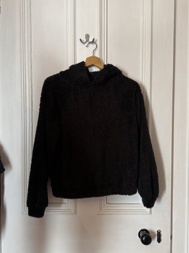 Black fluffy bear - black,