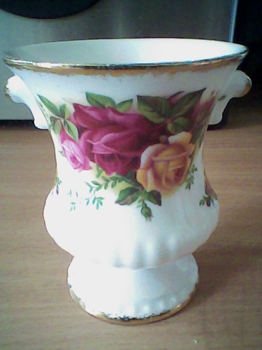 Royal albert small urn - albert,