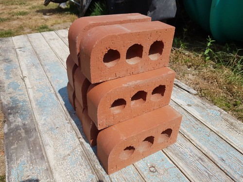 Single bullnose red - 9,