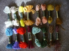 Small Bundle of Anchor Tapestry Wool - assorted colours - Lot 1