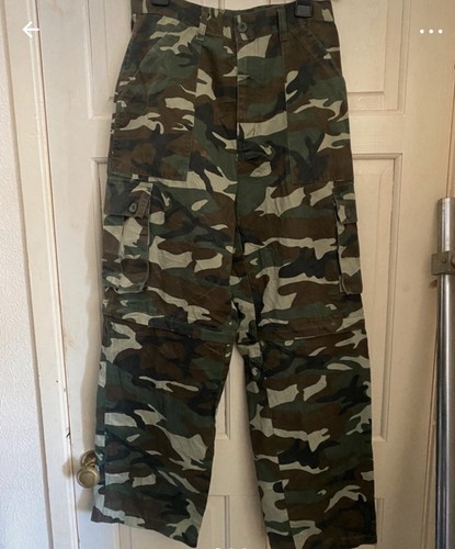 Vintage boundaries zip off - no,