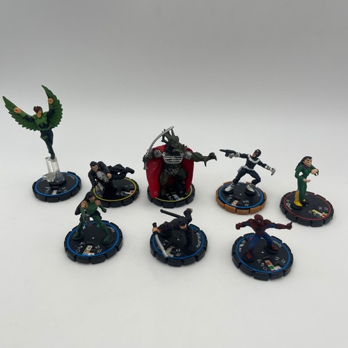 Heroclix figure bundle - figure,