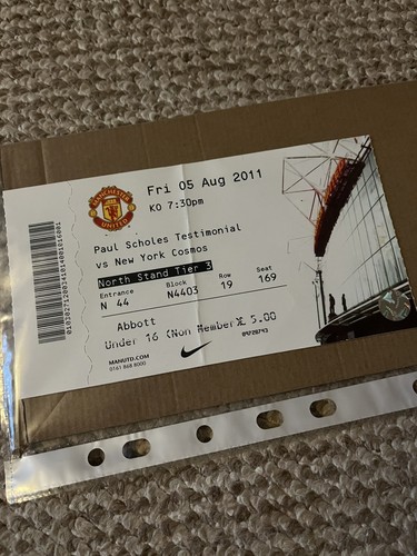 Manchester united cosmos - united, v