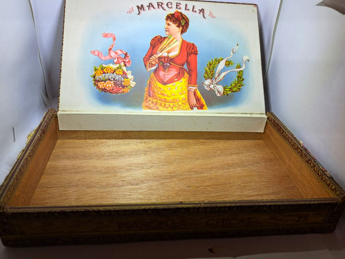 Vintage wooden cigar box - vintage,