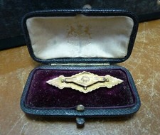 Antique Victorian Vintage Pinchbeck brooch in leather jewellery box Liverpool 