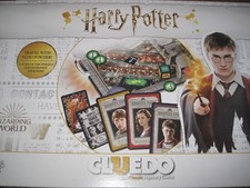 HARRY POTTER CLUEDO BOARD GAME 100% COMPLETE .