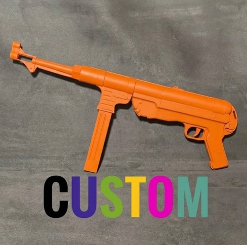 Mp40 replica submachine - 1:1,