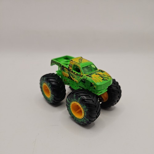 Hot wheels monster trucks - hot,