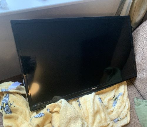 Samsung t28d310ew 28in - samsung, led