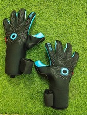 Soccer Goalkeeper gloves 9 10