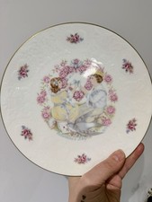Vintage 1977 ROYAL DOULTON