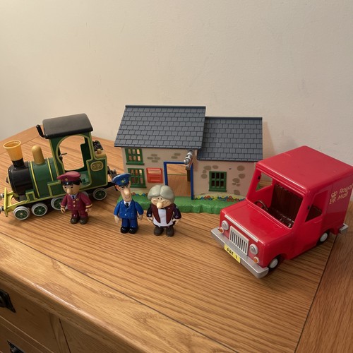 Postman pat post office van - pat,