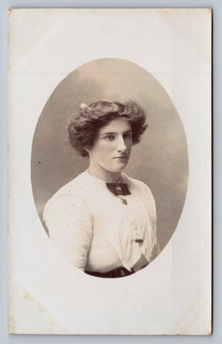 Postcard young woman gibson - young,