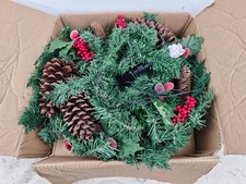 WeRChristmas Pre-Lit Natural Pine Cone and Berry Decorated Garland with 40 Cool 
