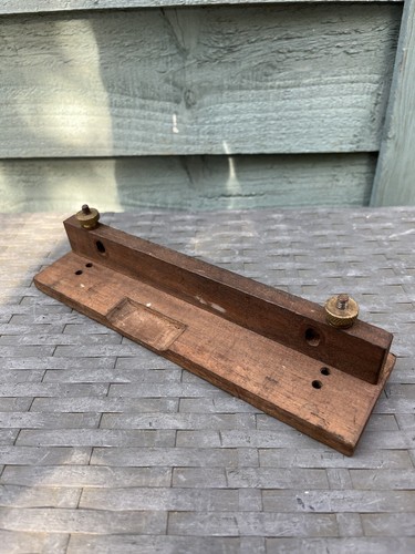 Fence for john howkins plough - for,
