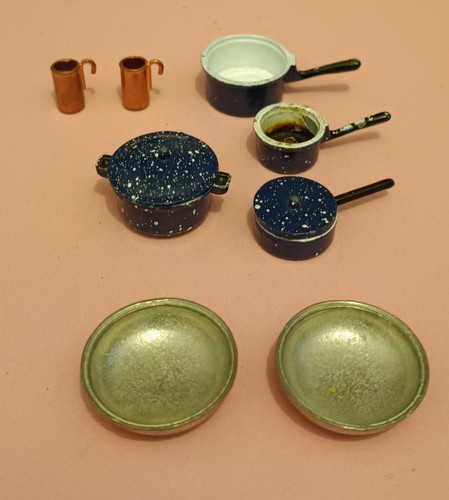 Dolls house miniature kitchen - dolls,