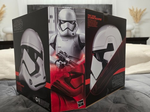 Star wars black series - star,