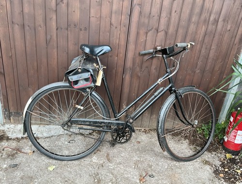 1960s raleigh ladies bike - raleigh,