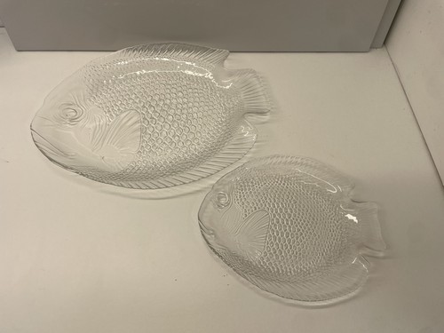Arcoroc fish shaped glass - shaped,